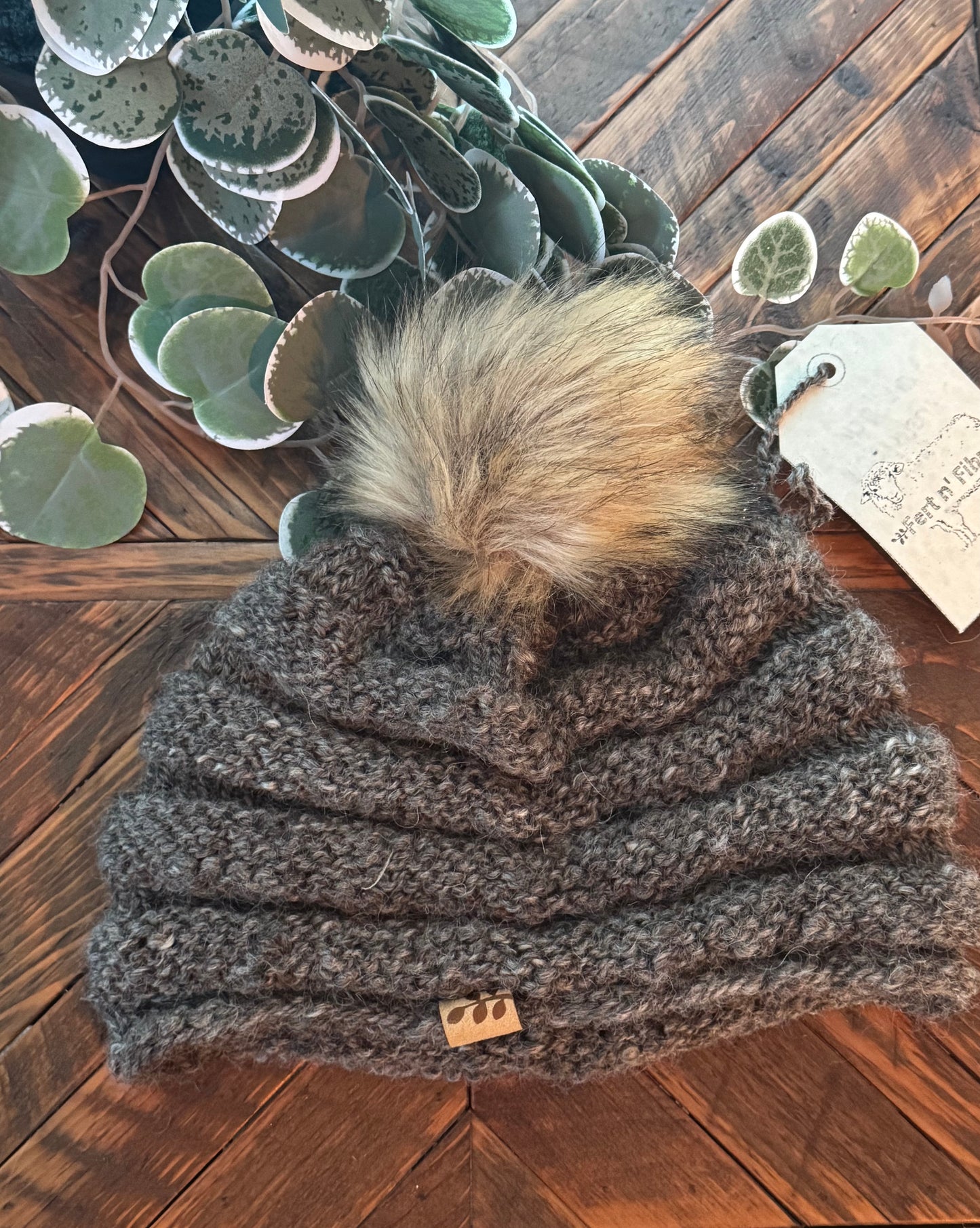 Wensleydale Hat (Fefe) with Pom